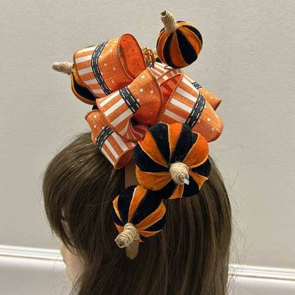 Halloween fascinator headband handmade - Picture 3 of 6
